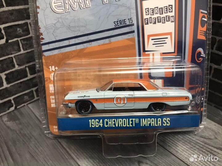Greenlight 1/64 Chevrolet Impala SS gulf