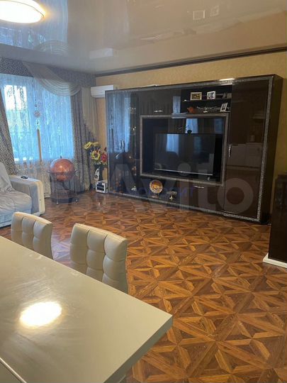 2-к. квартира, 68,5 м², 1/9 эт.