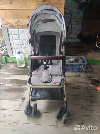 Коляска прогулочная