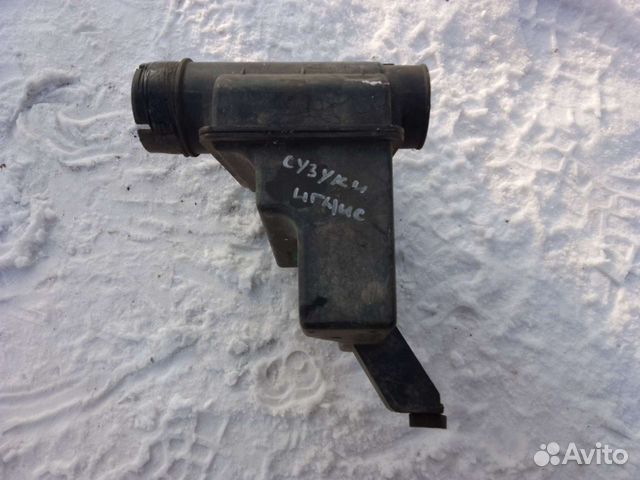 Резонатор воздушного фильтра Suzuki Ignis 1.3 16V