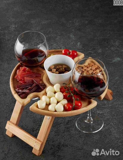 Деревянный винный столик. опт