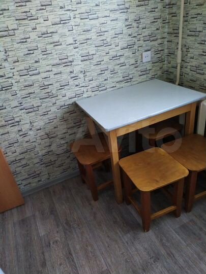 3-к. квартира, 42 м², 1/4 эт.