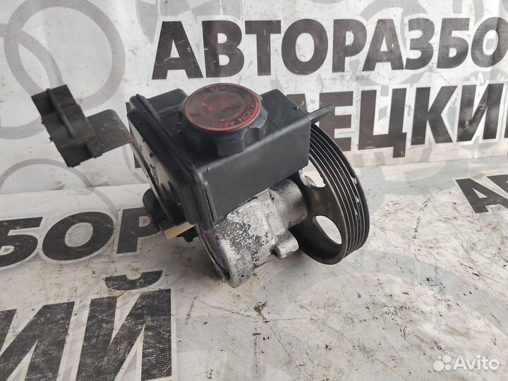 Насос гур Peugeot 206