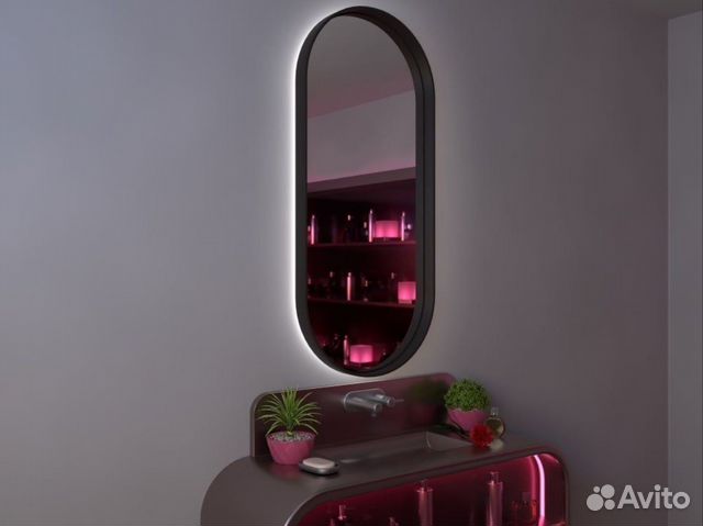 Зеркало в раме с подсветкой, капсула