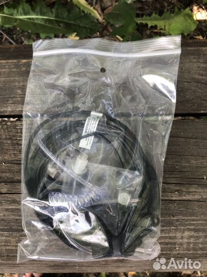 Гарнитура скрытого ношения для рации