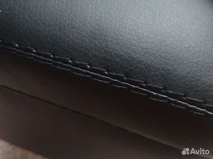 Подлокотник на Кия Рио 4. Хлайн