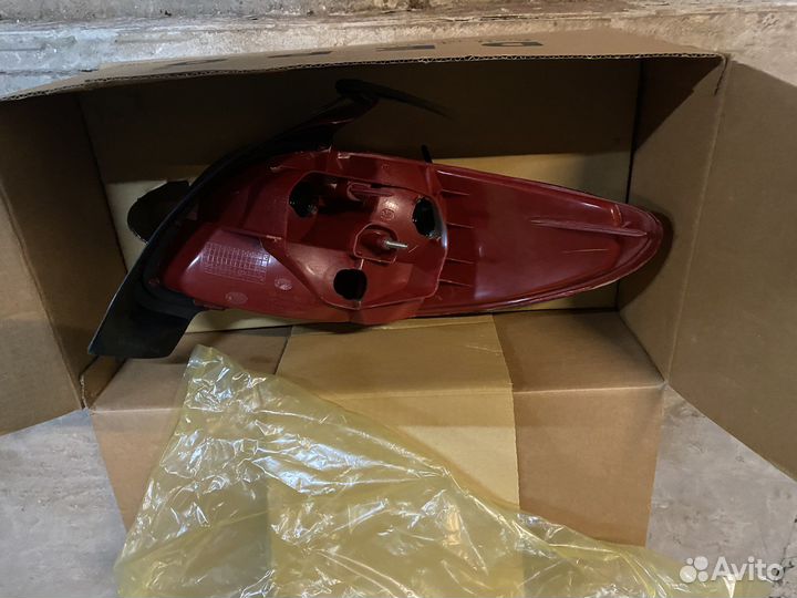 Задние фары peugeot 206