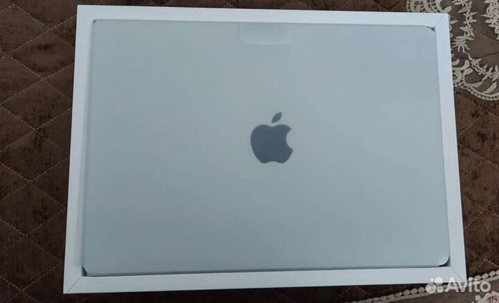 MacBook Pro M1, RAM 16 гб, SSD 1024 гб