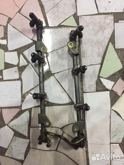 Топливная рампа Nissan Murano 3.5