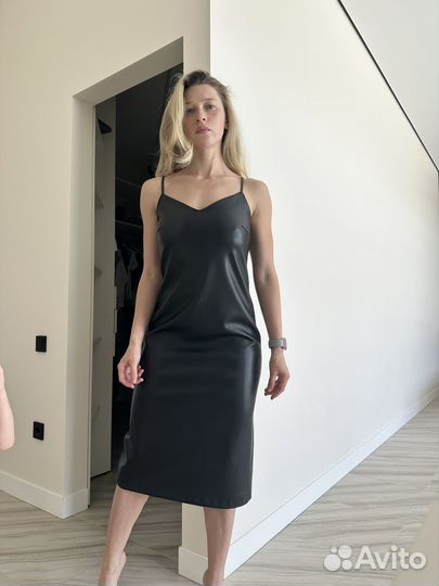 Платье 42 экокожа