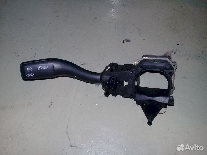 Переключатель подрулевой (света-поворотников) 4E09