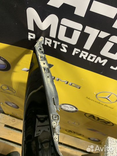 Передний бампер на w219