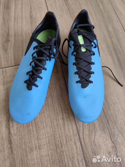 Футбольные бутсы Демикс