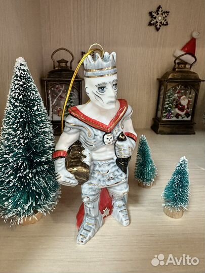 Елочные игрушки