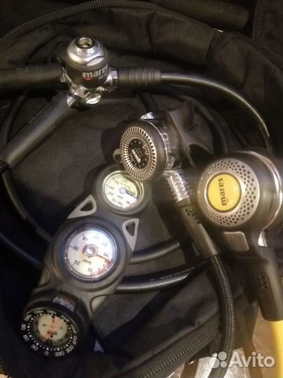 Жилет-компенсатор, регулятор и его составляющие