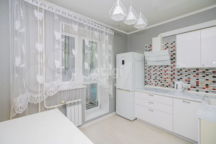 2-к. квартира, 52,3 м², 1/16 эт.