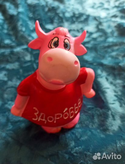 Сувениры: Зайцы,тигры,слоны,коровки,совы,поросята