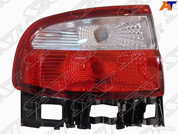 Фонарь левый задний в крыло Toyota Corona T190