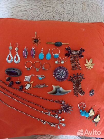 Советская бижутерия