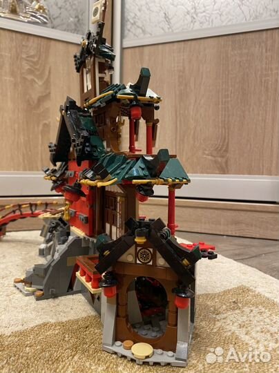 Lego Ninjago 71767 Храм-додзё ниндзя