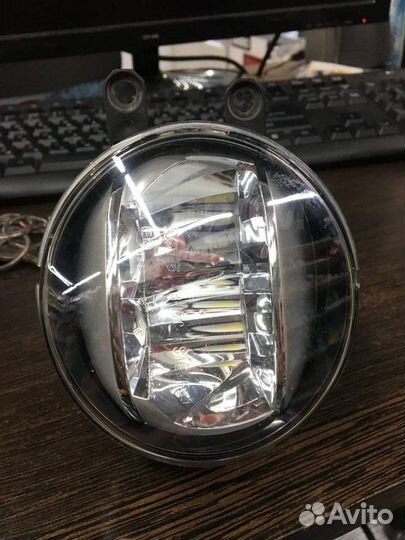 Фара Лева противотуманная Lexus Rx450H Toyota RAV4
