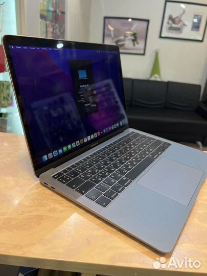 Apple MacBook Air 13 2019 1.6Ghz i5 8-256Gb Gray