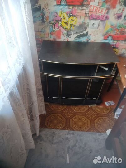 Тумба под телевизор