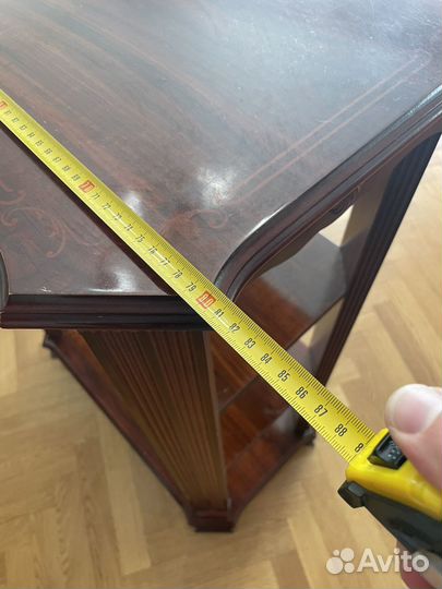 Стойка с полками напольная