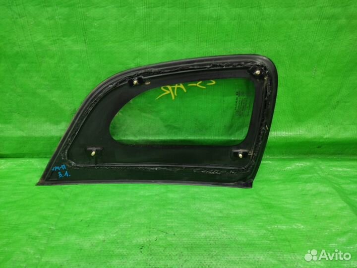 Стекло глухое прав. зад. Hyundai Tucson