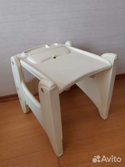 Стульчик для кормления baby care