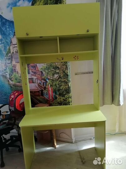Детский письменный стол бу