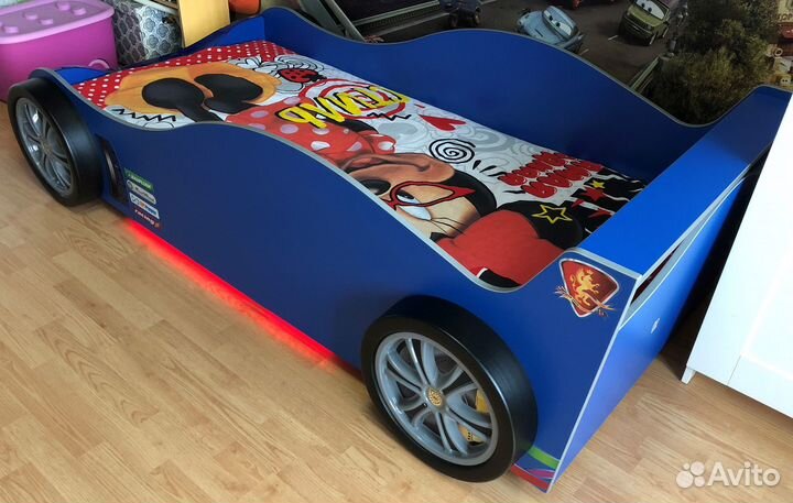 Детская кровать-машина GrS R800 night light