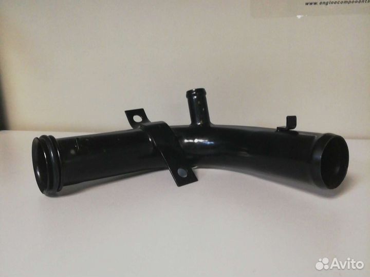 04621491 Патрубок водяной помпы Chrysler 2.4