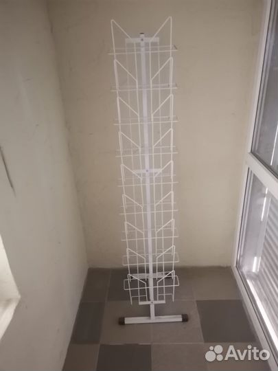 Буклетница стойка для буклетов