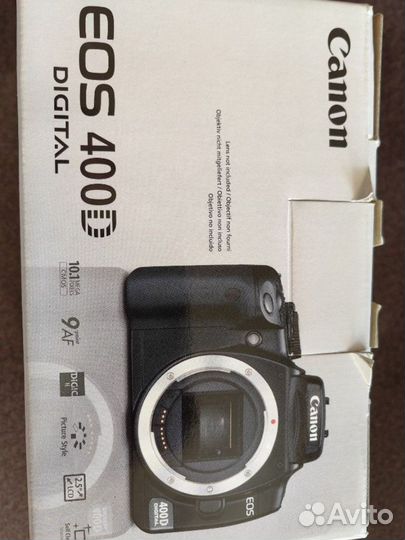 Зеркальный фотоаппарат