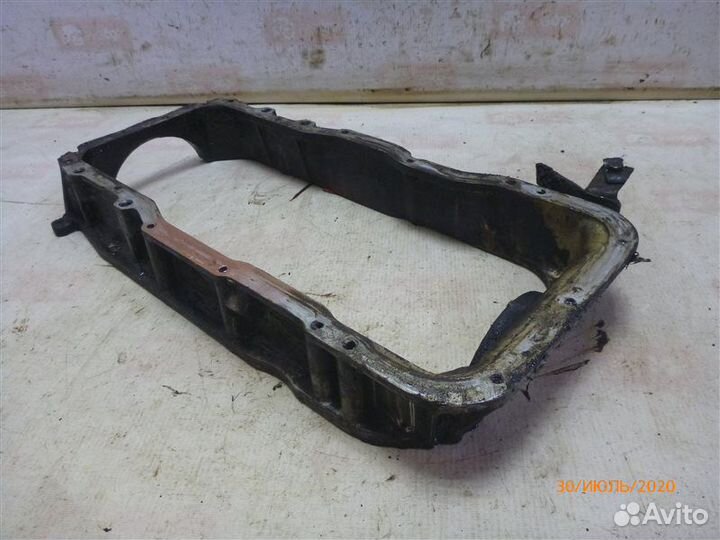 Поддон Mitsubishi Montero Sport K90 6G72 2001