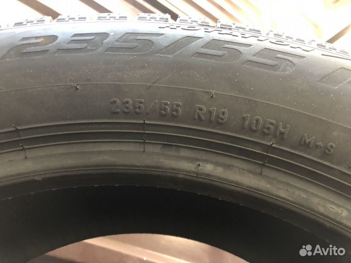 Pirelli Ice Zero FR 235/55 R19 105H