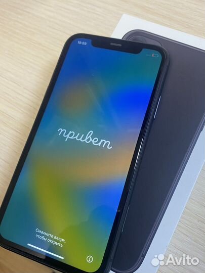 Телефон iPhone 11 64gb