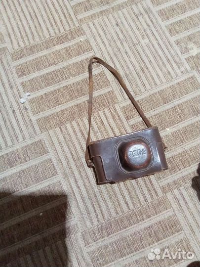 Плёночный фотоаппарат времён СССР