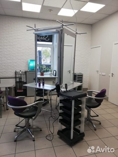 Сдам кресло парикмахера в аренду