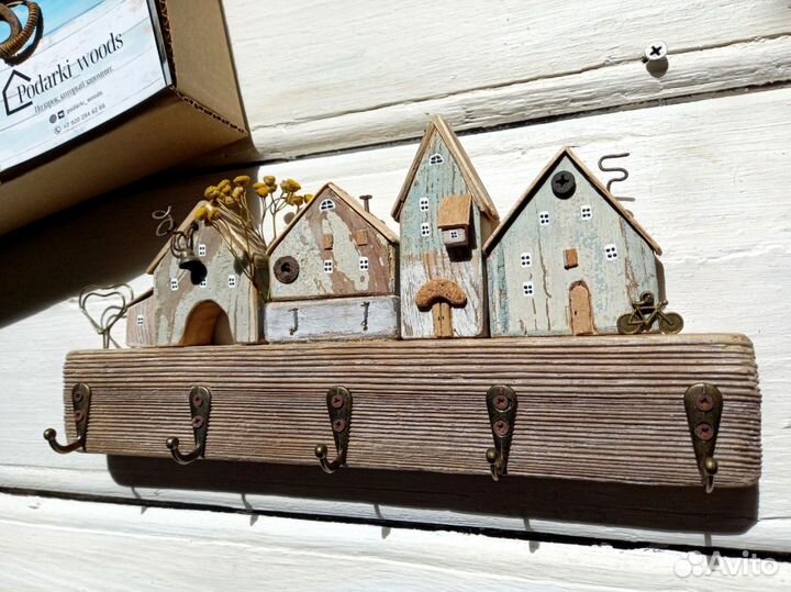 Ключница настенная ручная работа домики