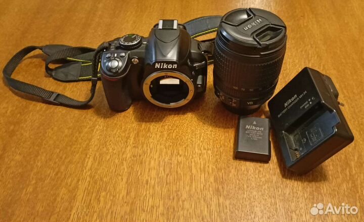 Nikon d3100 kit 18-105