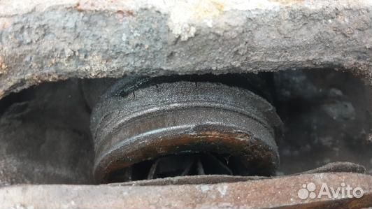 Суппорт тормозной передний правый opel vectra C (FML02N701)