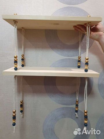 Полка в скандинавском стиле