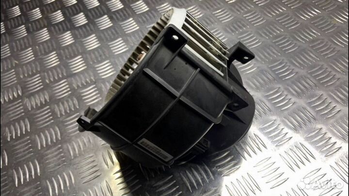 Моторчик печки (отопителя)