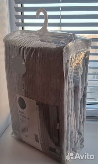 Новые шторы 2шт