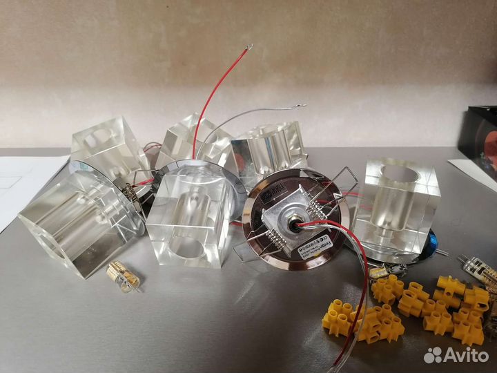 Светильник потолочный