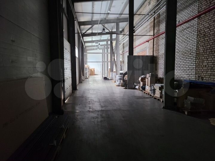Склад, 8100 м²