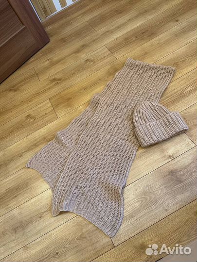 Комплект шапка и шарф женские