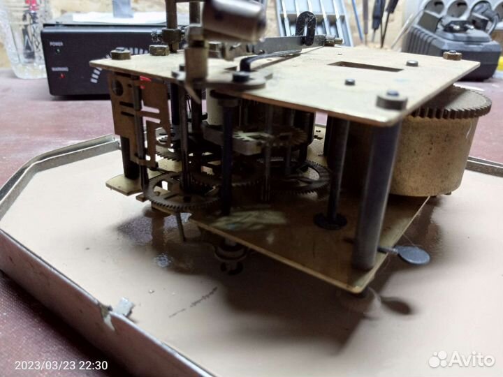 Часы разные